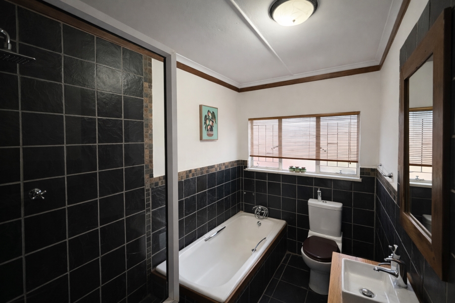 4 Bedroom Property for Sale in Protea Park North West